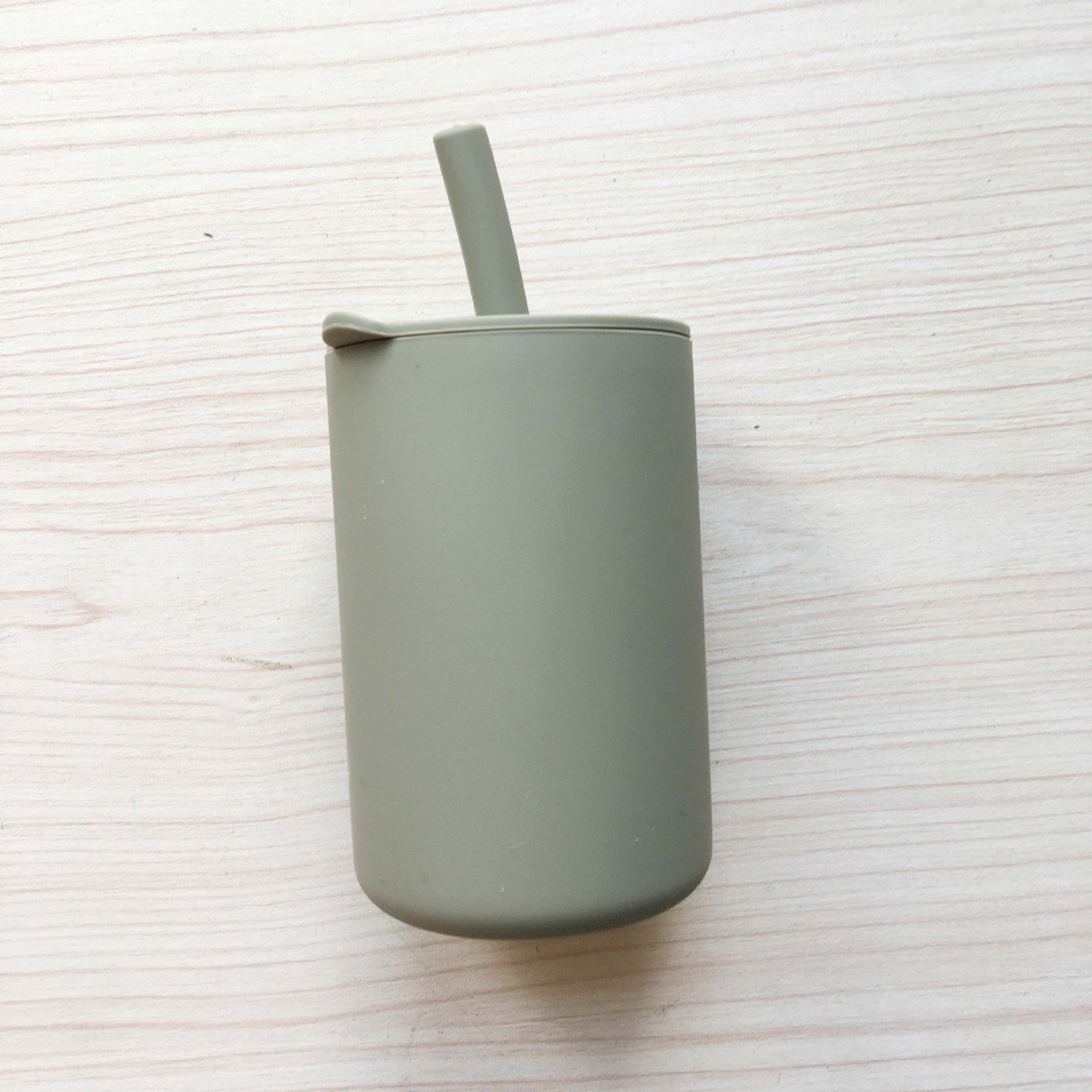 Silicone Water Cup with Straw