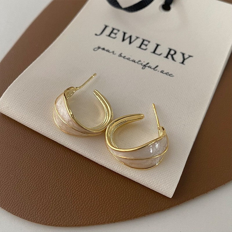 Round Earrings