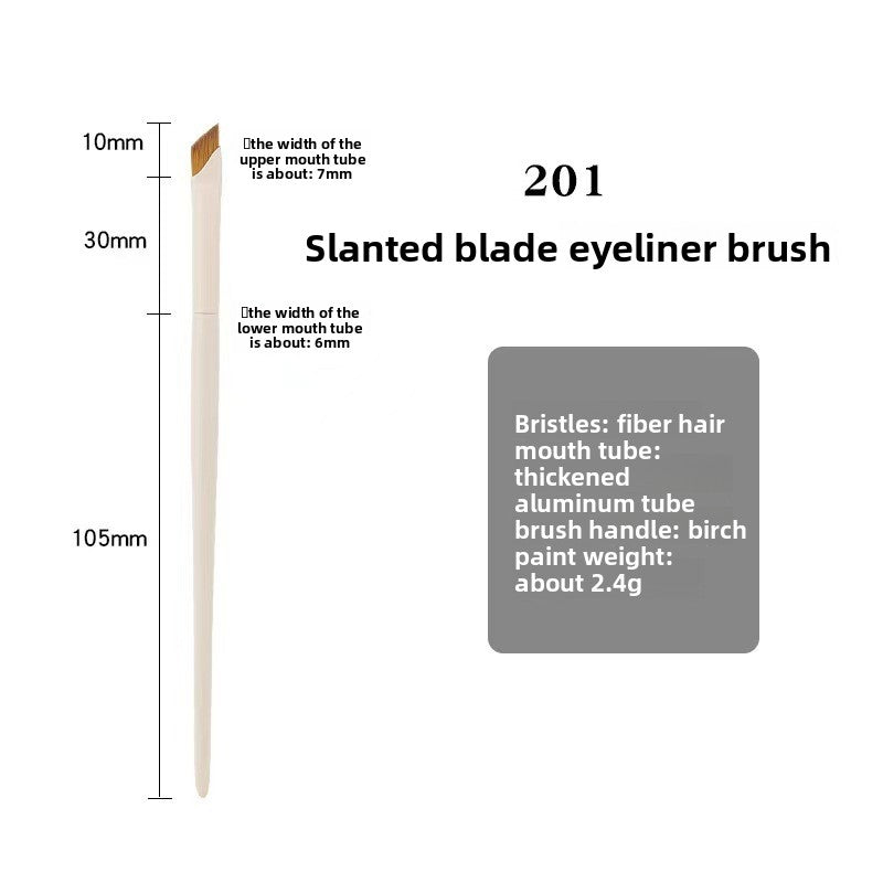 Eyelid Detail Brush