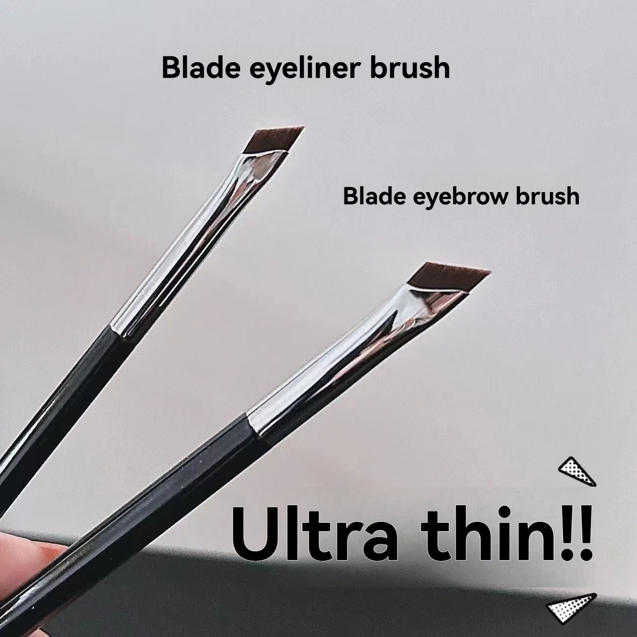 Eyelid Detail Brush