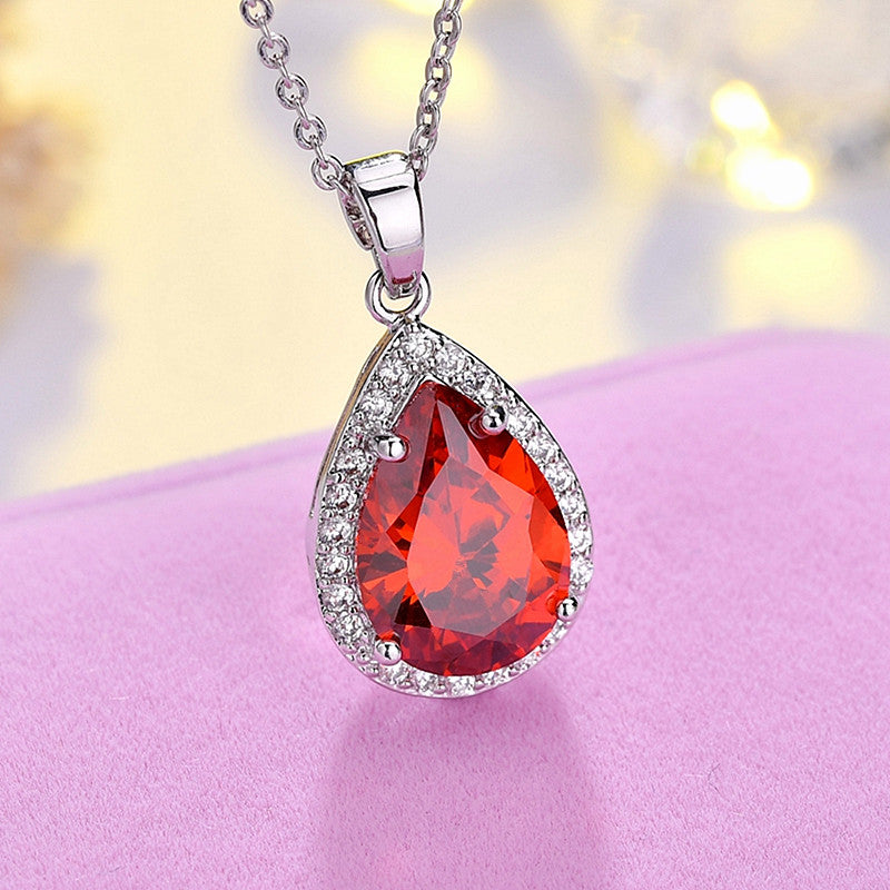 Zircon pendant white gold plated graceful European and American AAA crystal water drop pendant exquisite jewelry necklace factory direct sales