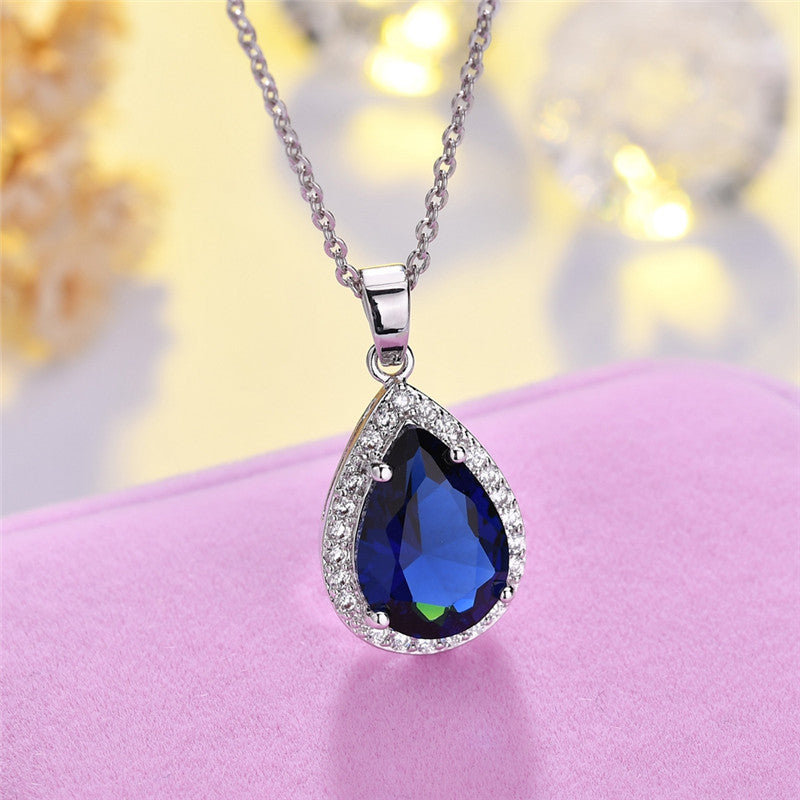 Zircon pendant white gold plated graceful European and American AAA crystal water drop pendant exquisite jewelry necklace factory direct sales