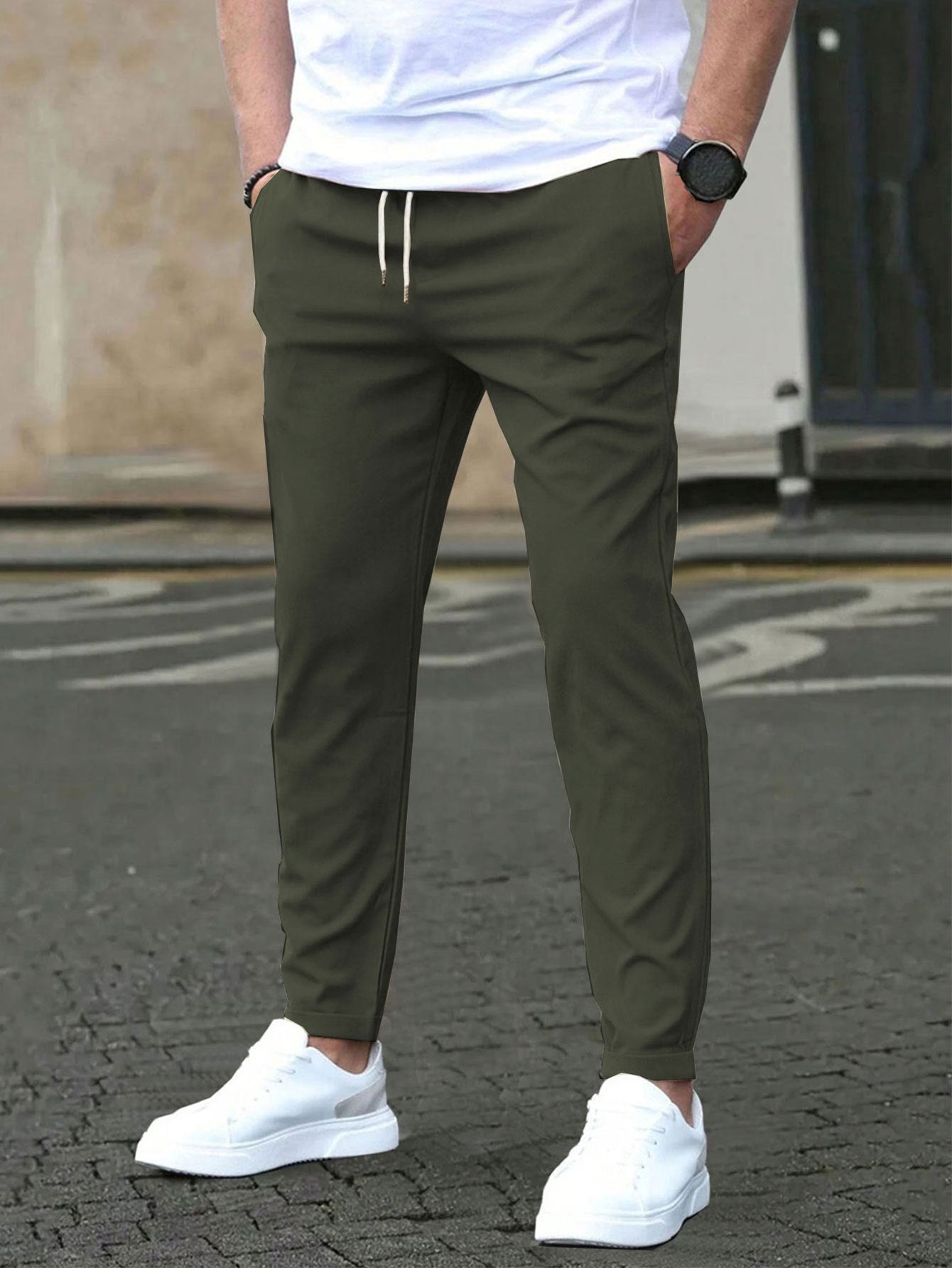 Casual Slim-Fit Cropped Pants