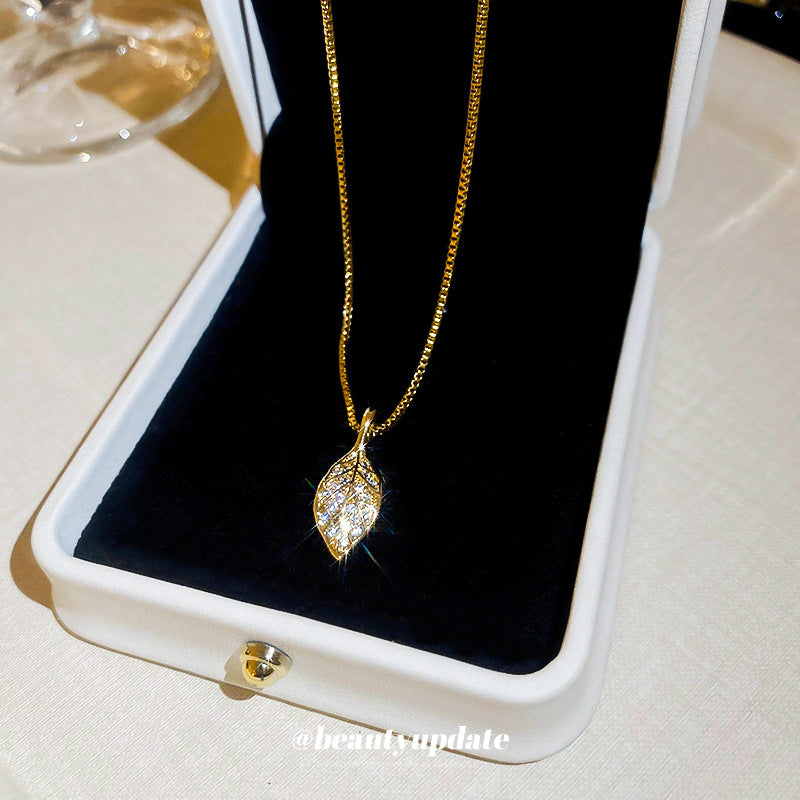 European American Zircon Leaf Pendant Necklace