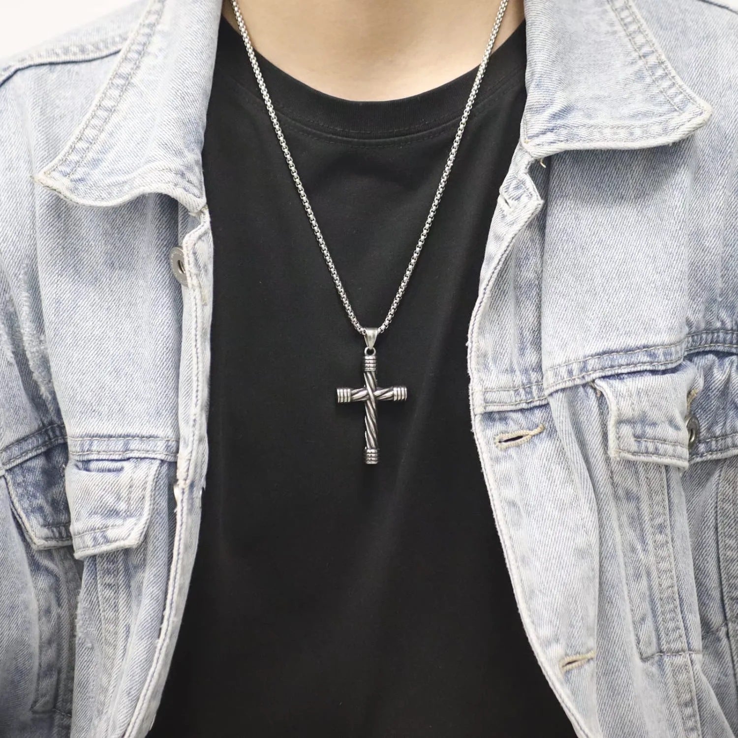 European and American stainless steel geometric pendant necklace