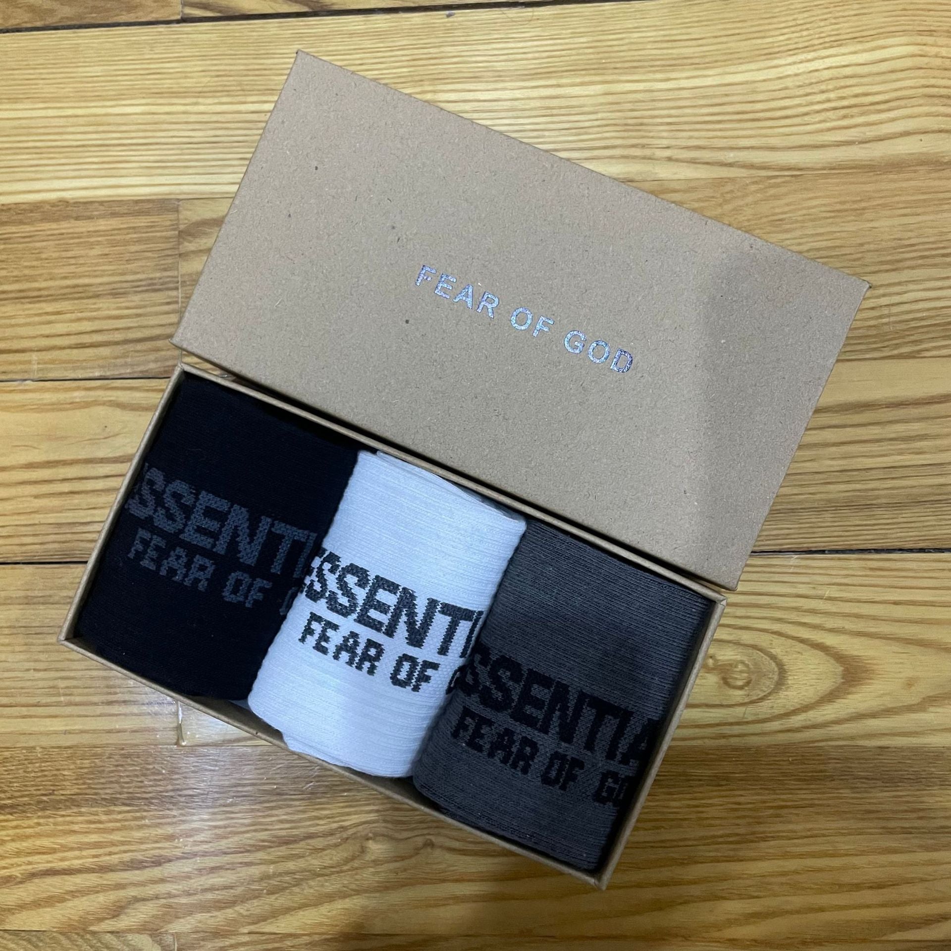 Boxed FEAR OF GOD double line ESSENTIALS men's and women's high street FOG letter fashion brand sports long socks Cotton