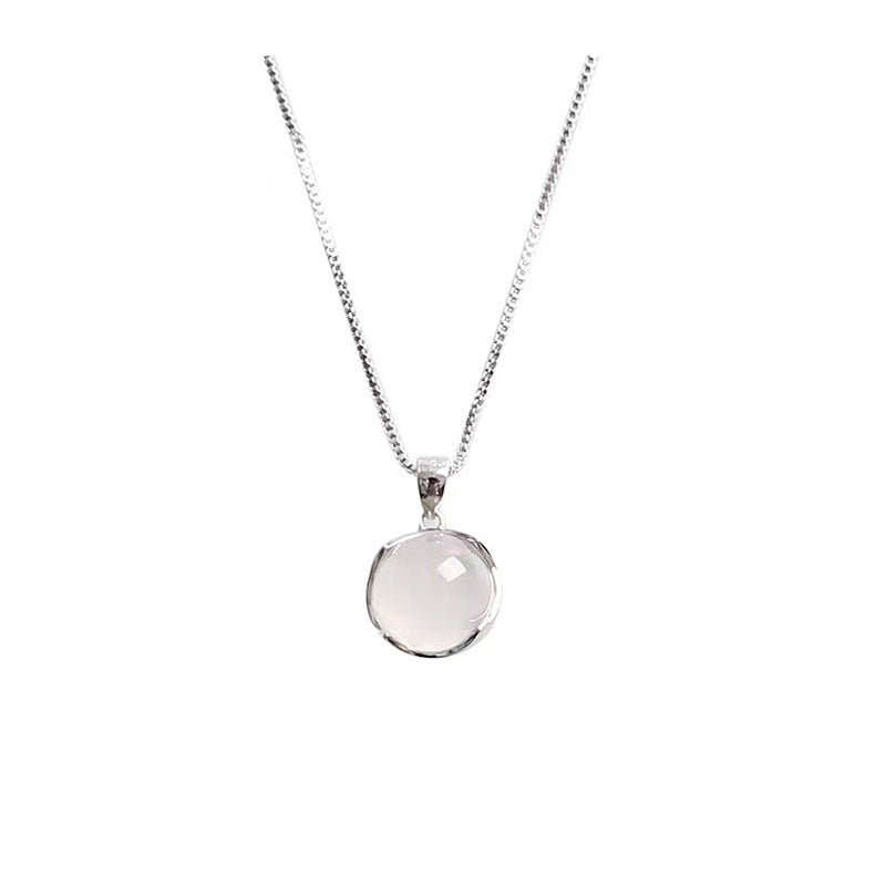 White chalcedony round pendant necklace for women simple and light luxury clavicle chain special-interest design high-grade round pendant neck accessories