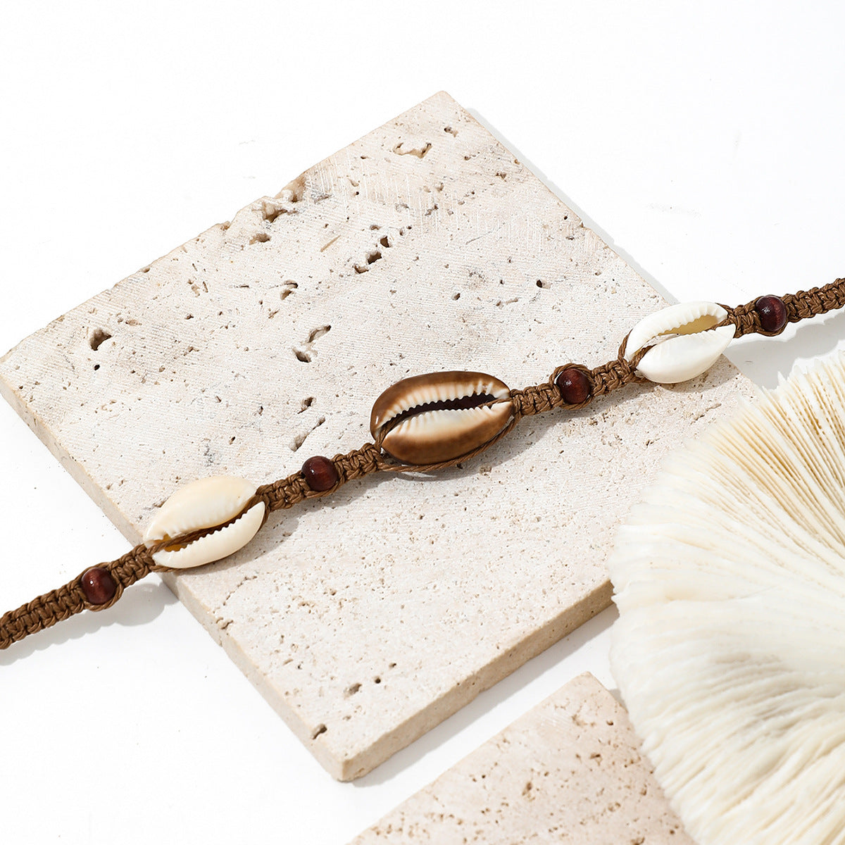 European and American Beach Style Shell Bead Pendant Single Layer Necklace