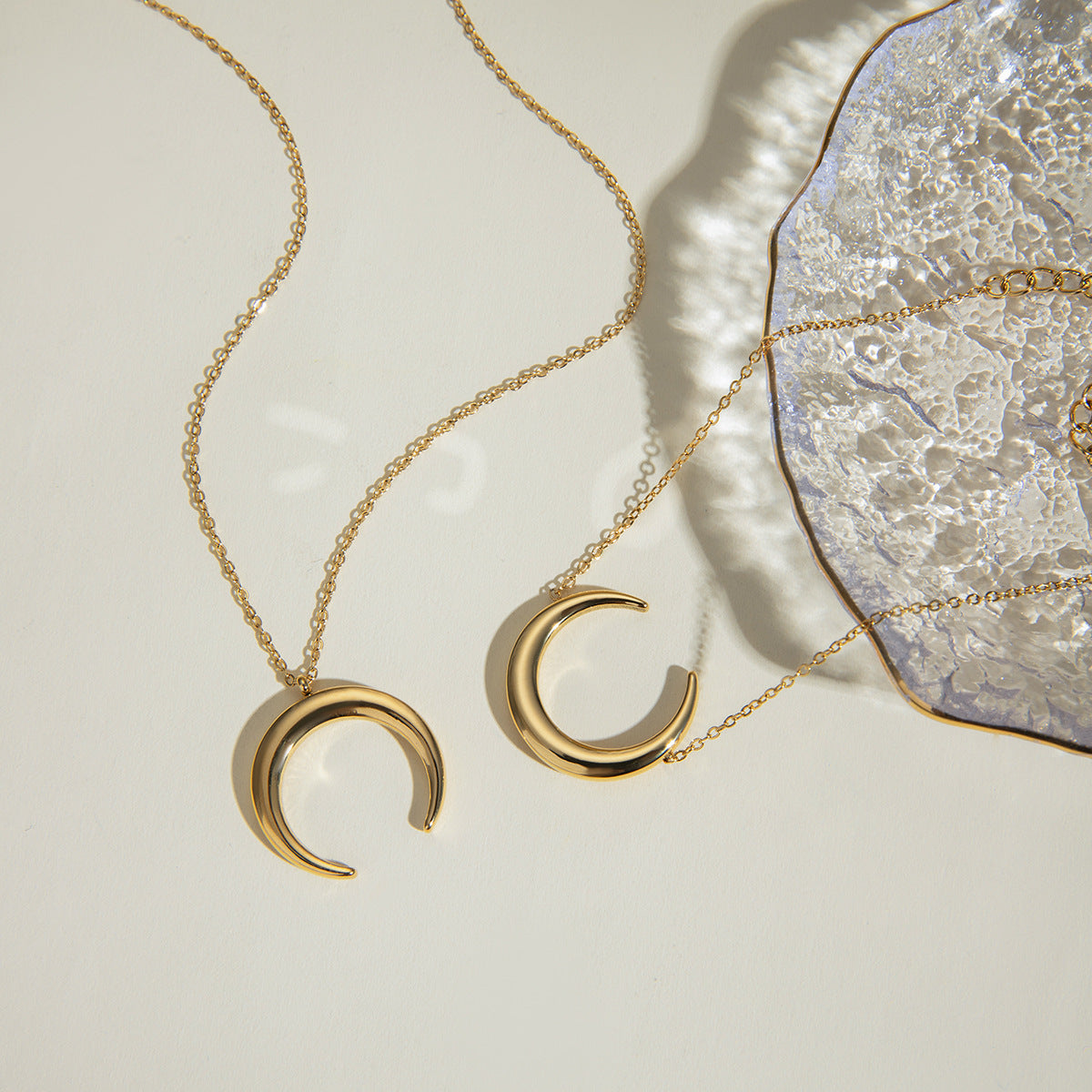 Elegant Crescent Pendant Necklace