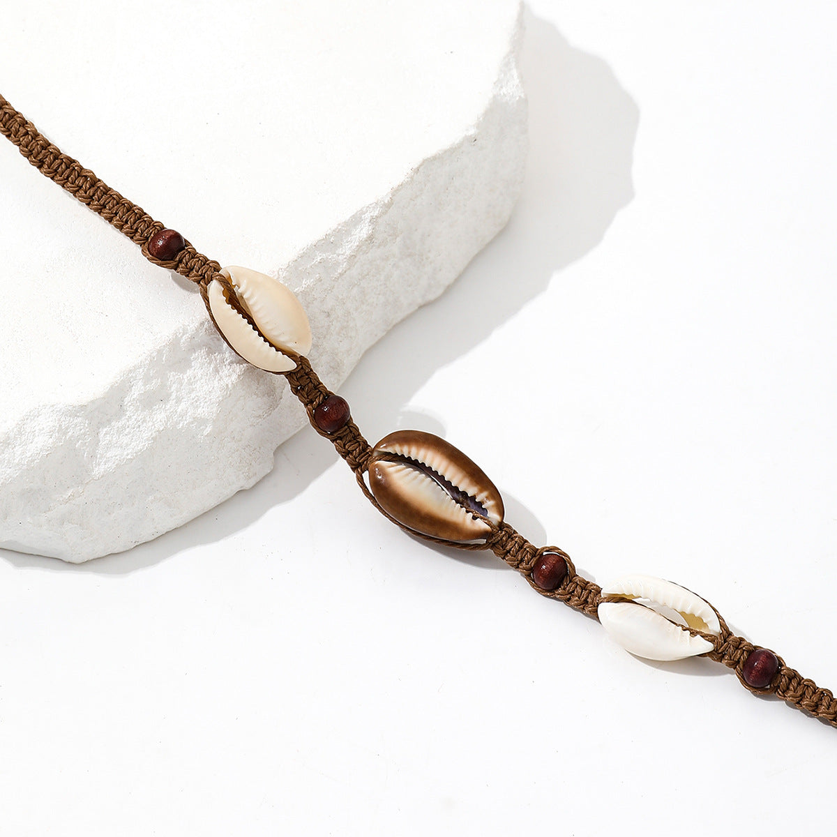 European and American Beach Style Shell Bead Pendant Single Layer Necklace