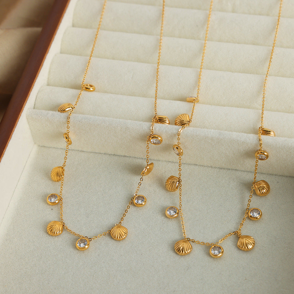 Geometric Scallop Pendant Titanium Necklace