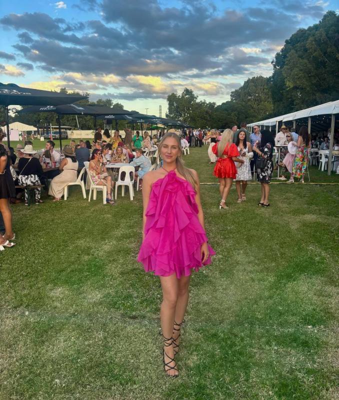 Elegant holiday style halterneck 3D flower suspender short dress