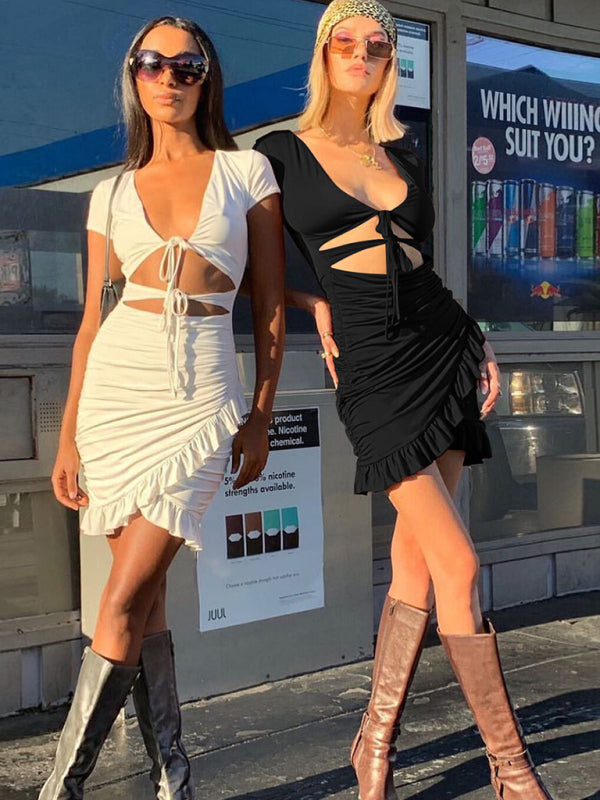 Women's sexy deep V strappy pleated dress with ruffles and hips